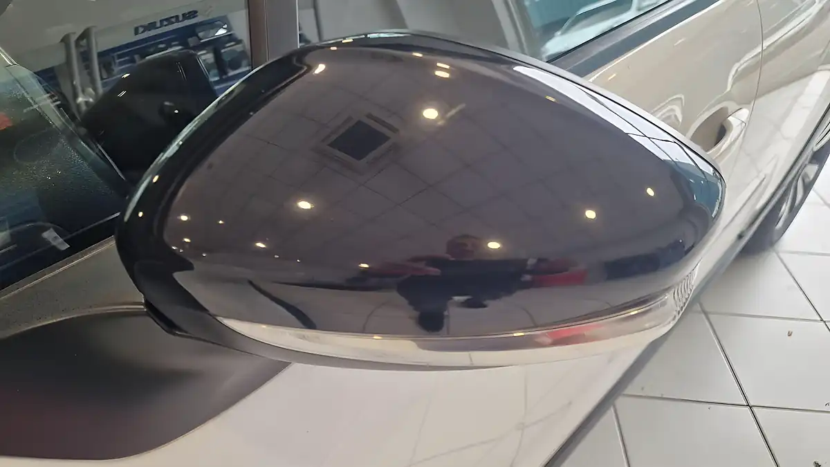 Used 2019 Citroen C3 Feel White - Interior and Exterior details 19