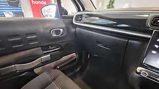 Used 2019 Citroen C3 Feel White - Interior and Exterior details 7