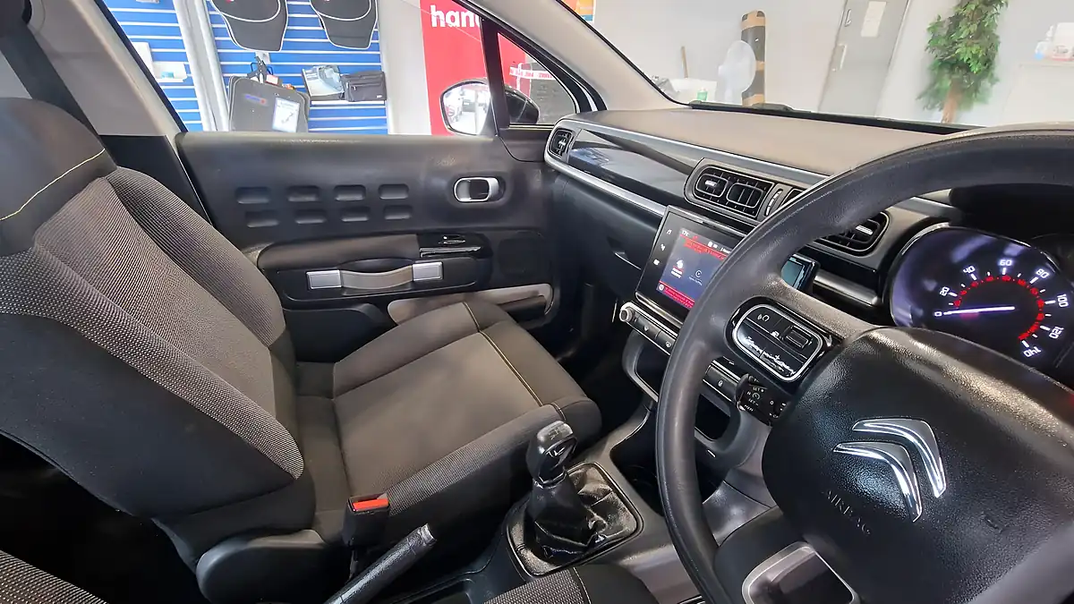Used 2019 Citroen C3 Feel White - Interior and Exterior details 8