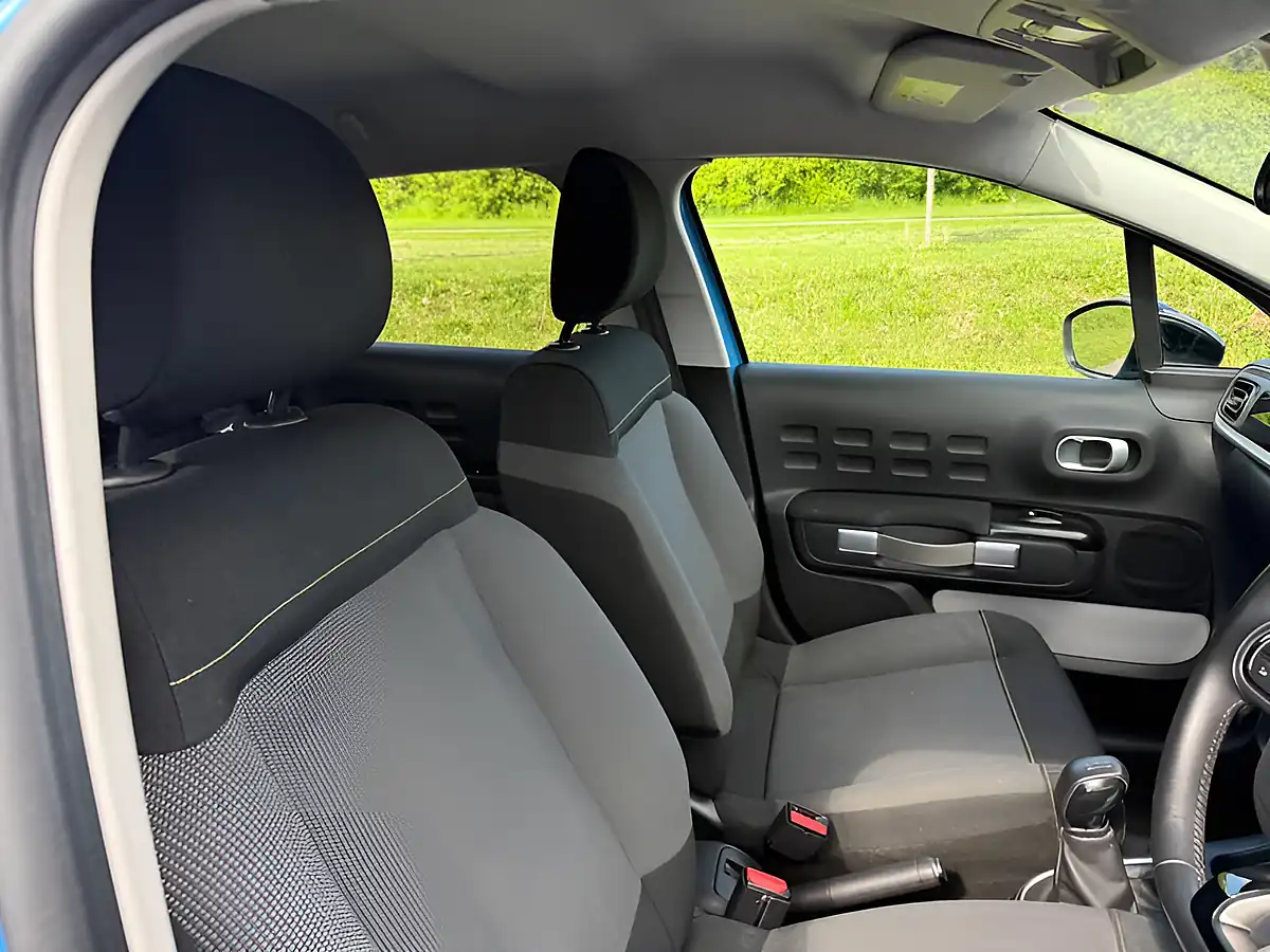 Used 2019 Citroen C3 Flair Blue - Interior and Exterior details 18