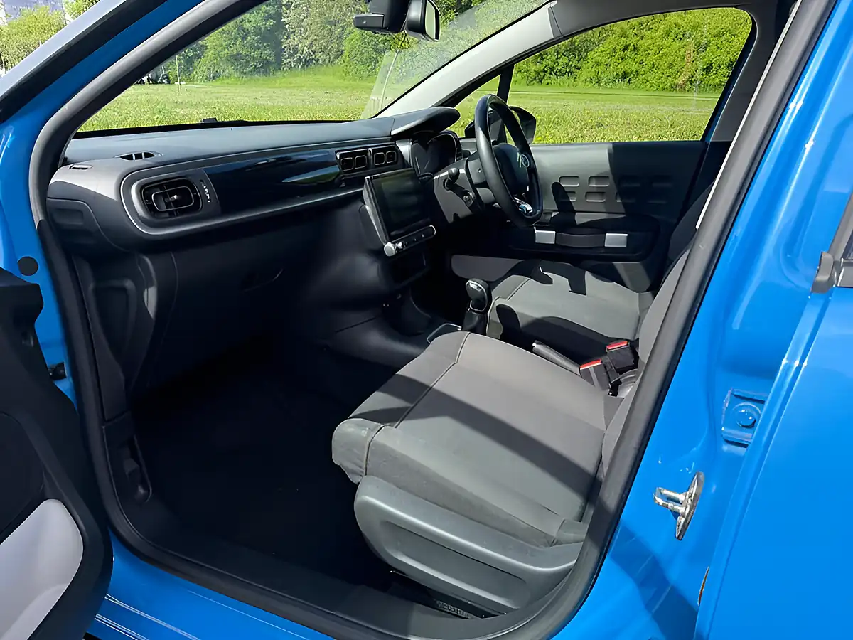 Used 2019 Citroen C3 Flair Blue - Interior and Exterior details 7