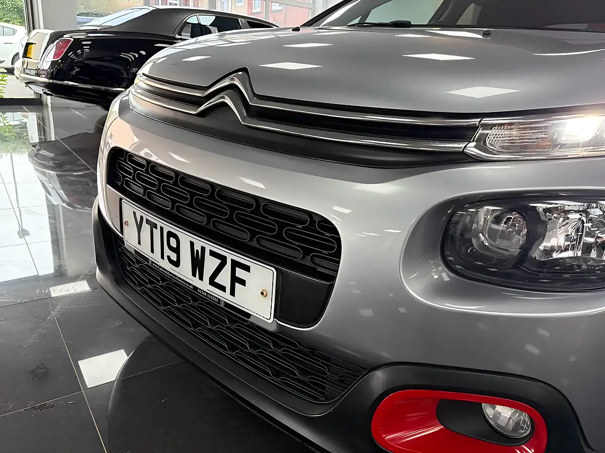 Used 2019 Citroen C3 Flair Grey - Interior and Exterior details 11
