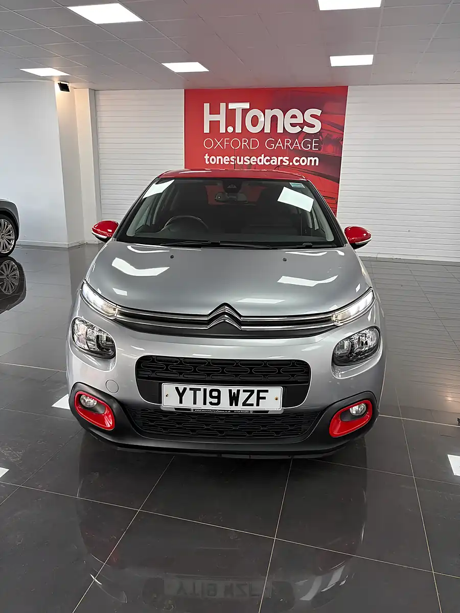 Used 2019 Citroen C3 Flair Grey - Interior and Exterior details 12