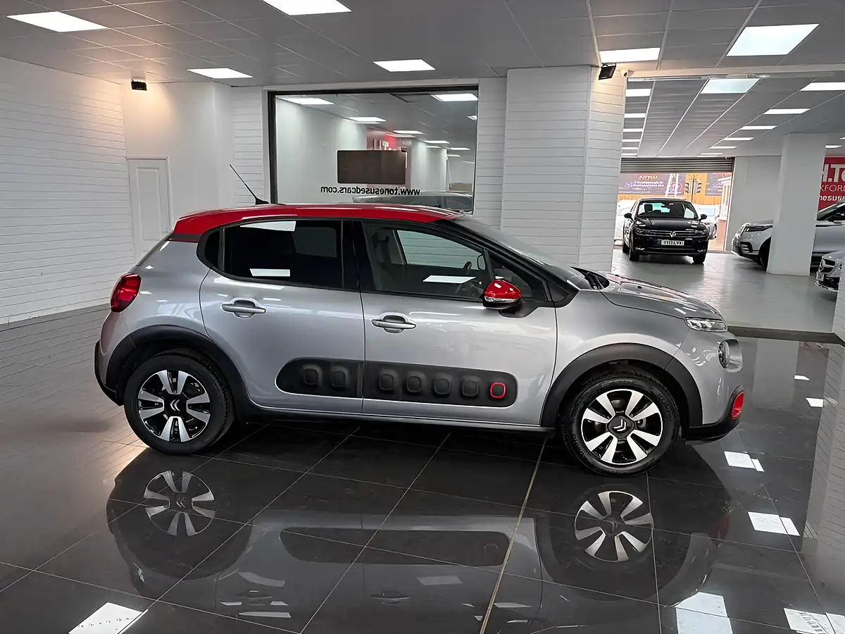 Used 2019 Citroen C3 Flair Grey - Interior and Exterior details 3