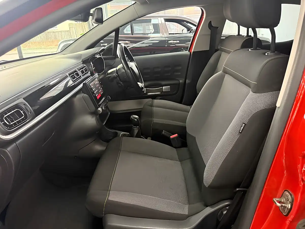 Used 2019 Citroen C3 Flair Orange - Interior and Exterior details 11