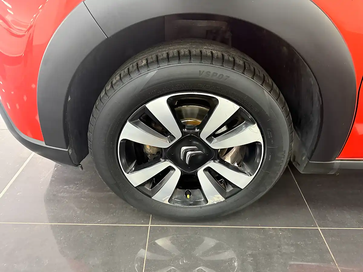 Used 2019 Citroen C3 Flair Orange - Interior and Exterior details 13