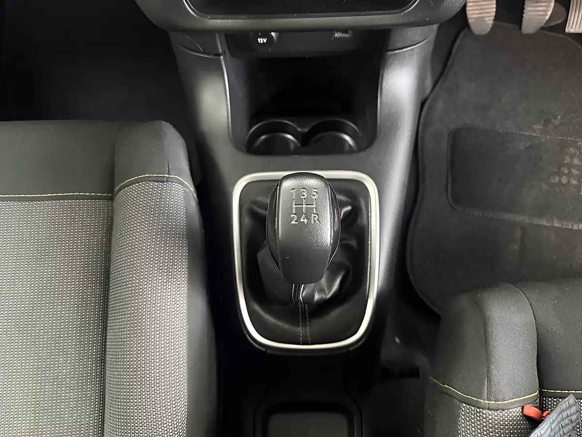 Used 2019 Citroen C3 Flair Orange - Interior and Exterior details 20
