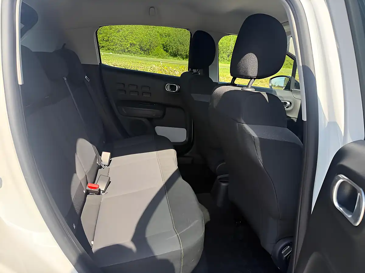 Used 2019 Citroen C3 Flair White - Interior and Exterior details 13
