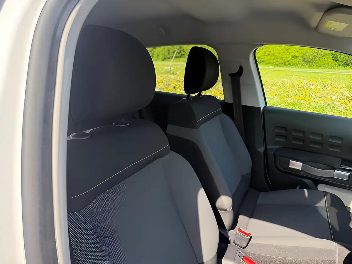 Used 2019 Citroen C3 Flair White - Interior and Exterior details 17