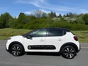 Used 2019 Citroen C3 Flair White - Interior and Exterior details 4