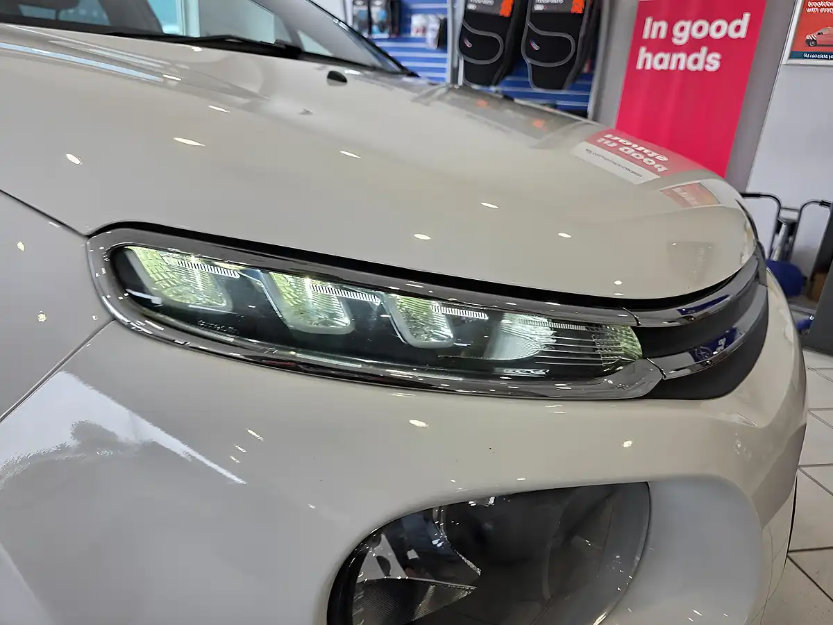 Used 2019 Citroen C3 Flair White - Interior and Exterior details 17