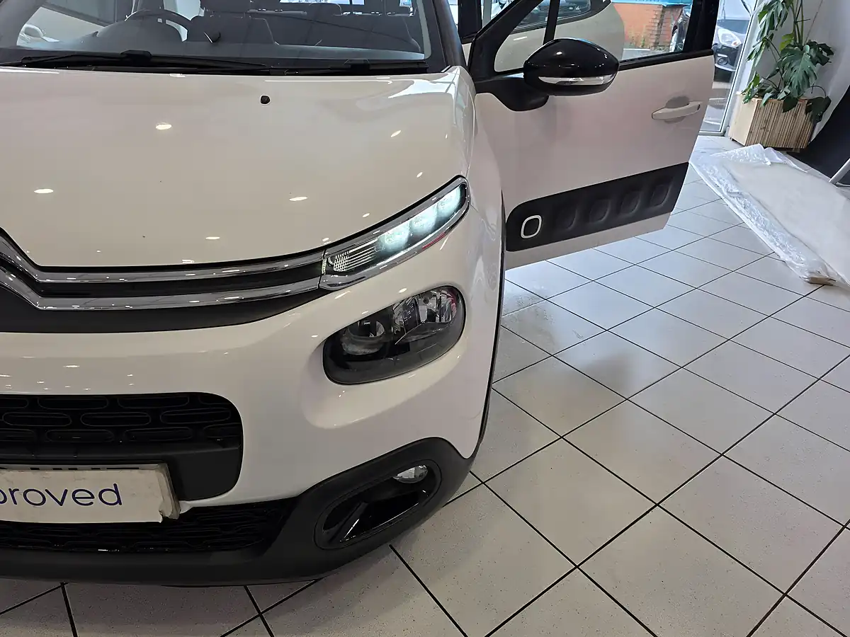 Used 2019 Citroen C3 Flair White - Interior and Exterior details 2