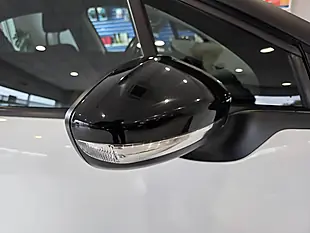 Used 2019 Citroen C3 Flair White - Interior and Exterior details 20