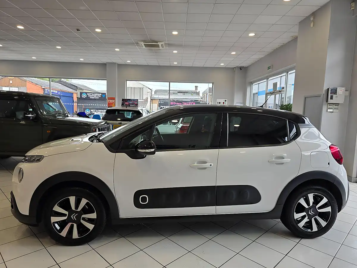 Used 2019 Citroen C3 Flair White - Interior and Exterior details 4