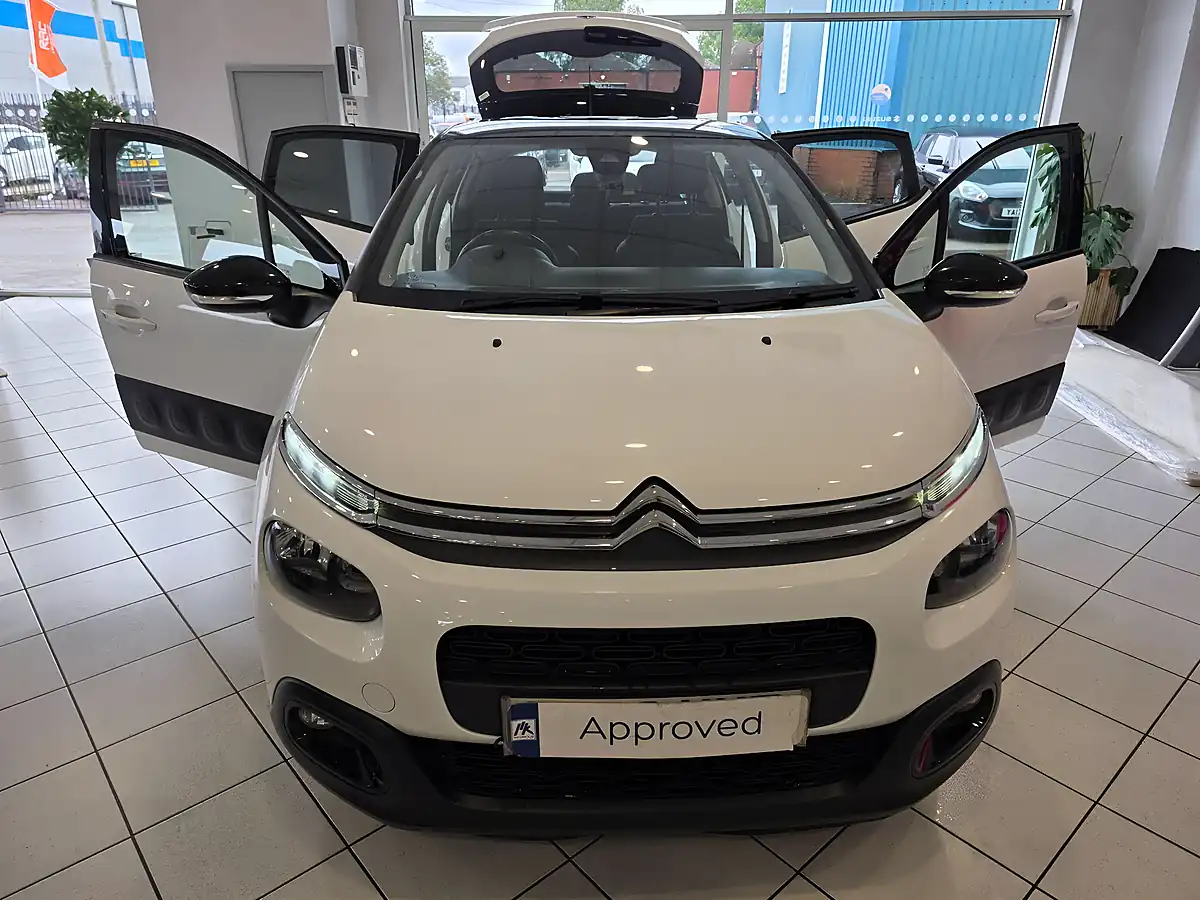 Used 2019 Citroen C3 Flair White - Interior and Exterior details 5