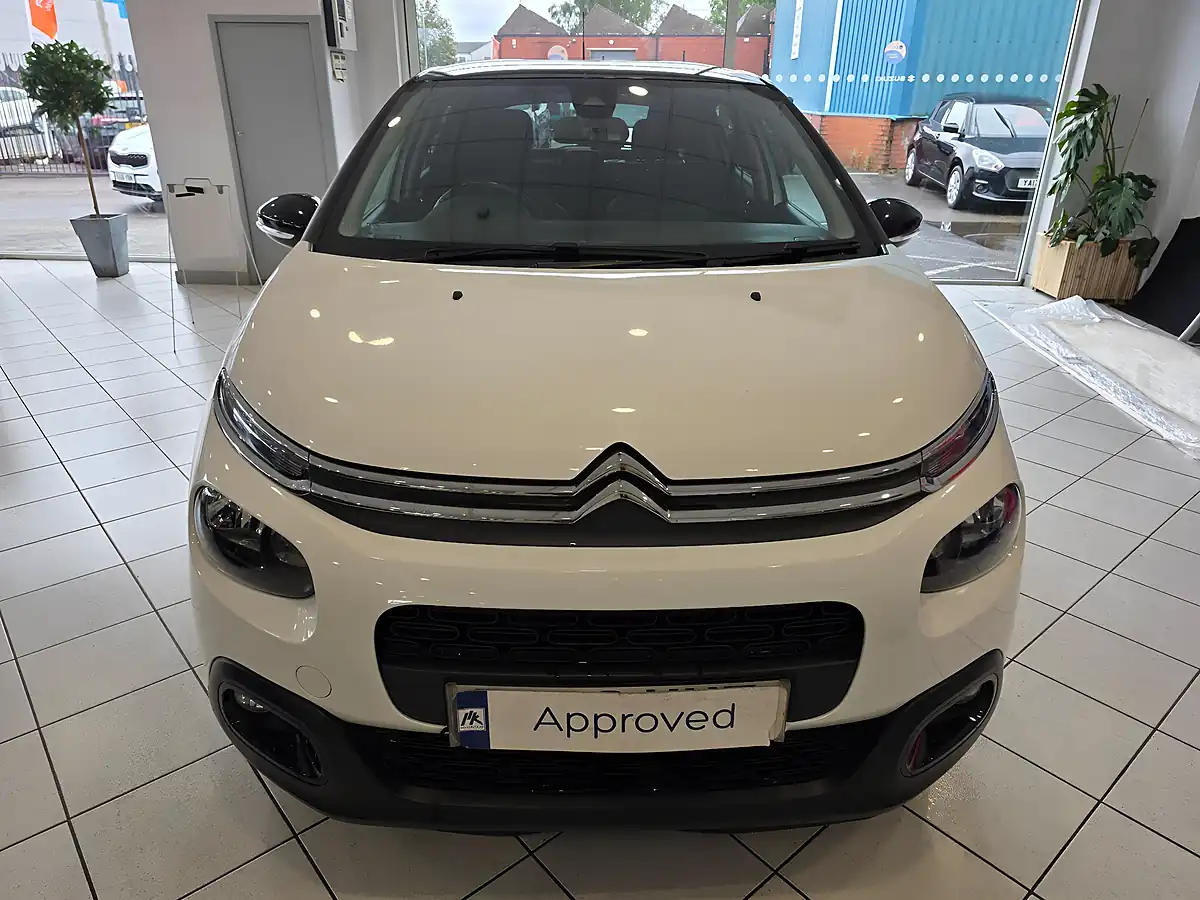 Used 2019 Citroen C3 Flair White - Interior and Exterior details 7