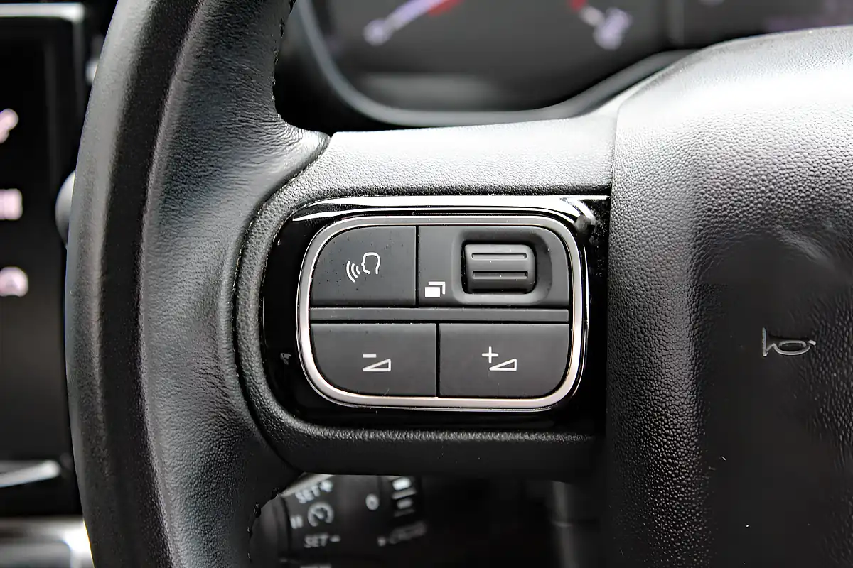 Used 2019 Citroen C3 Flair White - Interior and Exterior details 19