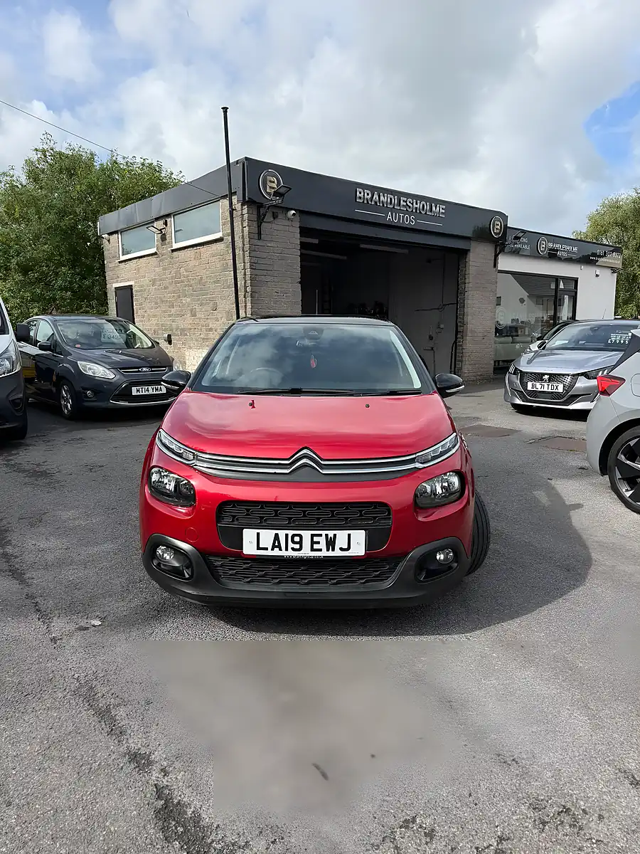Used 2019 Citroen C3 Maroon - Interior and Exterior details 3