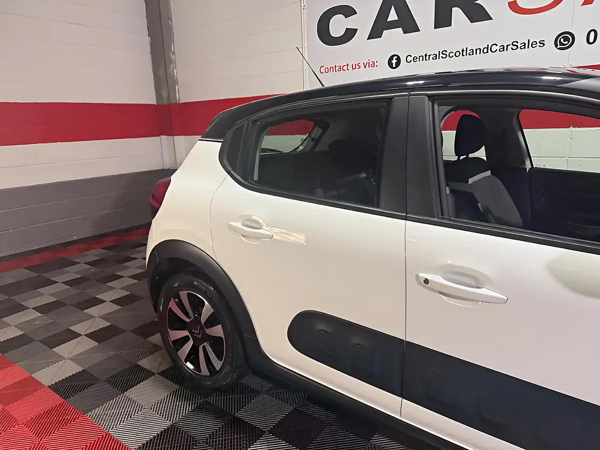 Used 2019 Citroen C3 Origins White - Interior and Exterior details 4
