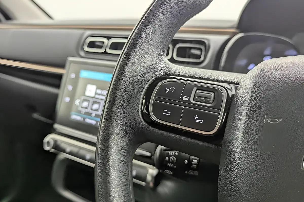 Used 2019 Citroen C3 Origins White - Interior and Exterior details 13