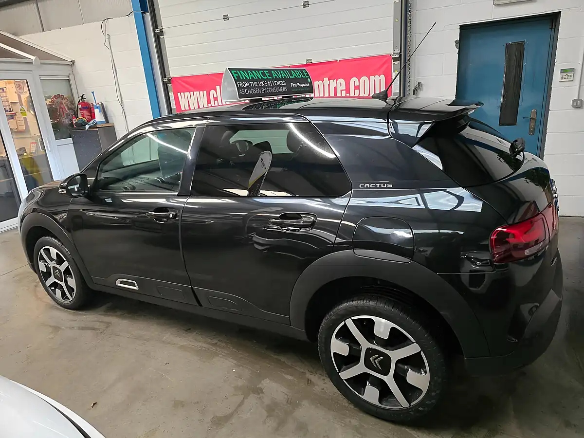 Used 2019 Citroen C4 Cactus Flair Black - Interior and Exterior details 14