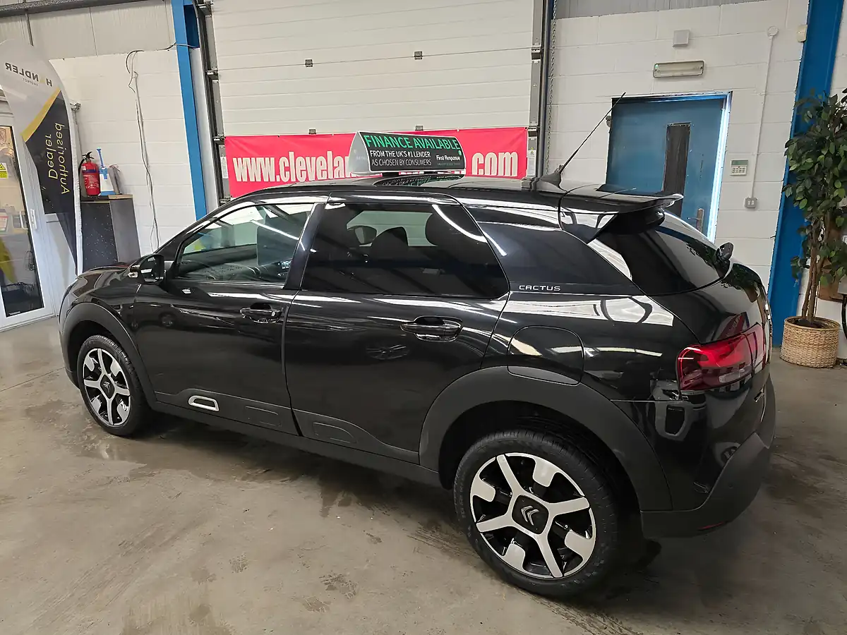 Used 2019 Citroen C4 Cactus Flair Black - Interior and Exterior details 3