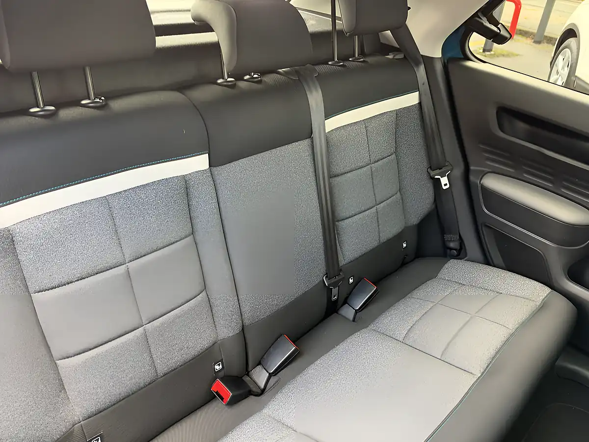 Used 2019 Citroen C4 Cactus Flair Blue - Interior and Exterior details 12