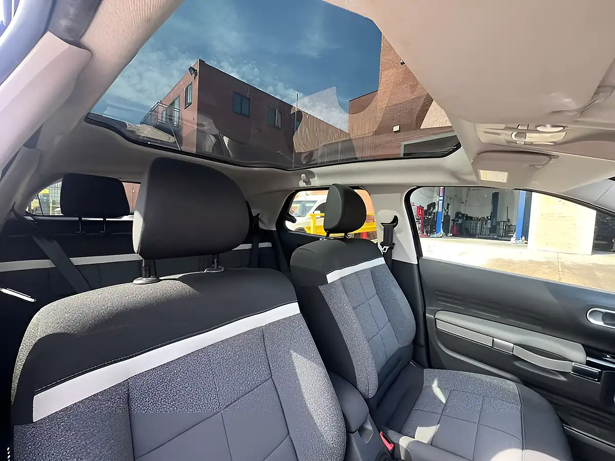 Used 2019 Citroen C4 Cactus Flair Deep Purple - Interior and Exterior details 19