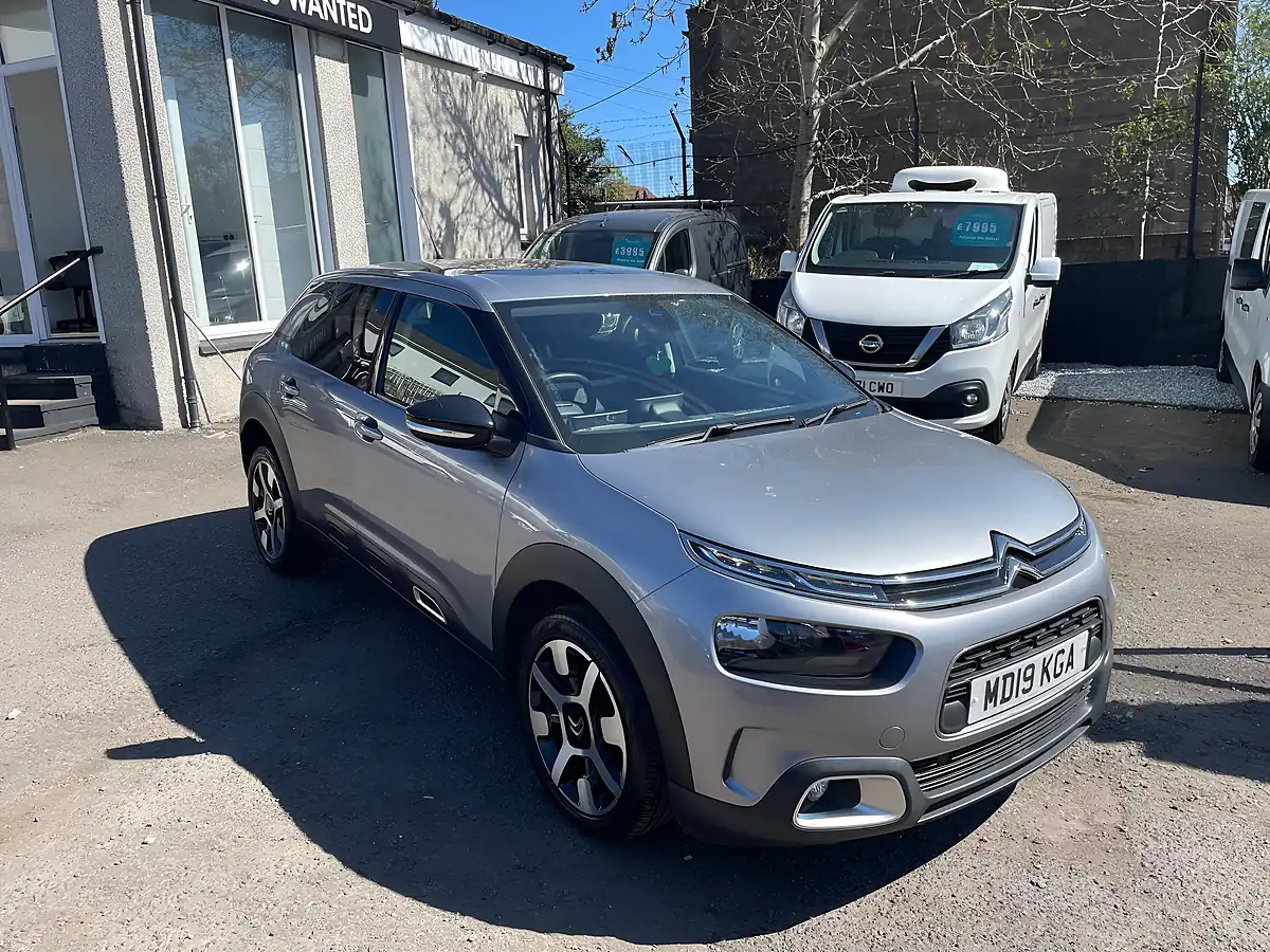 Used 2019 Citroen C4 Cactus Flair Grey - Front View