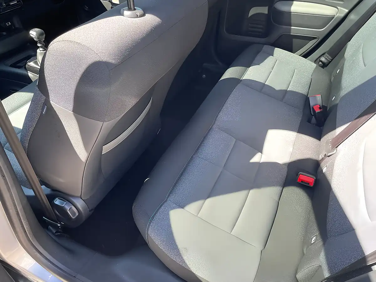 Used 2019 Citroen C4 Cactus Flair Grey - Interior and Exterior details 10