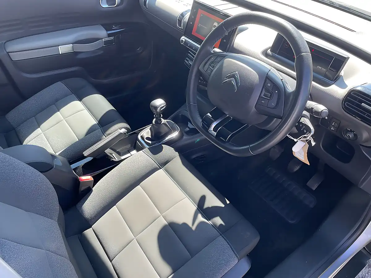 Used 2019 Citroen C4 Cactus Flair Grey - Interior and Exterior details 12