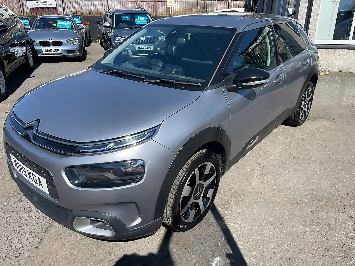 Used 2019 Citroen C4 Cactus Flair Grey - Interior and Exterior details 8