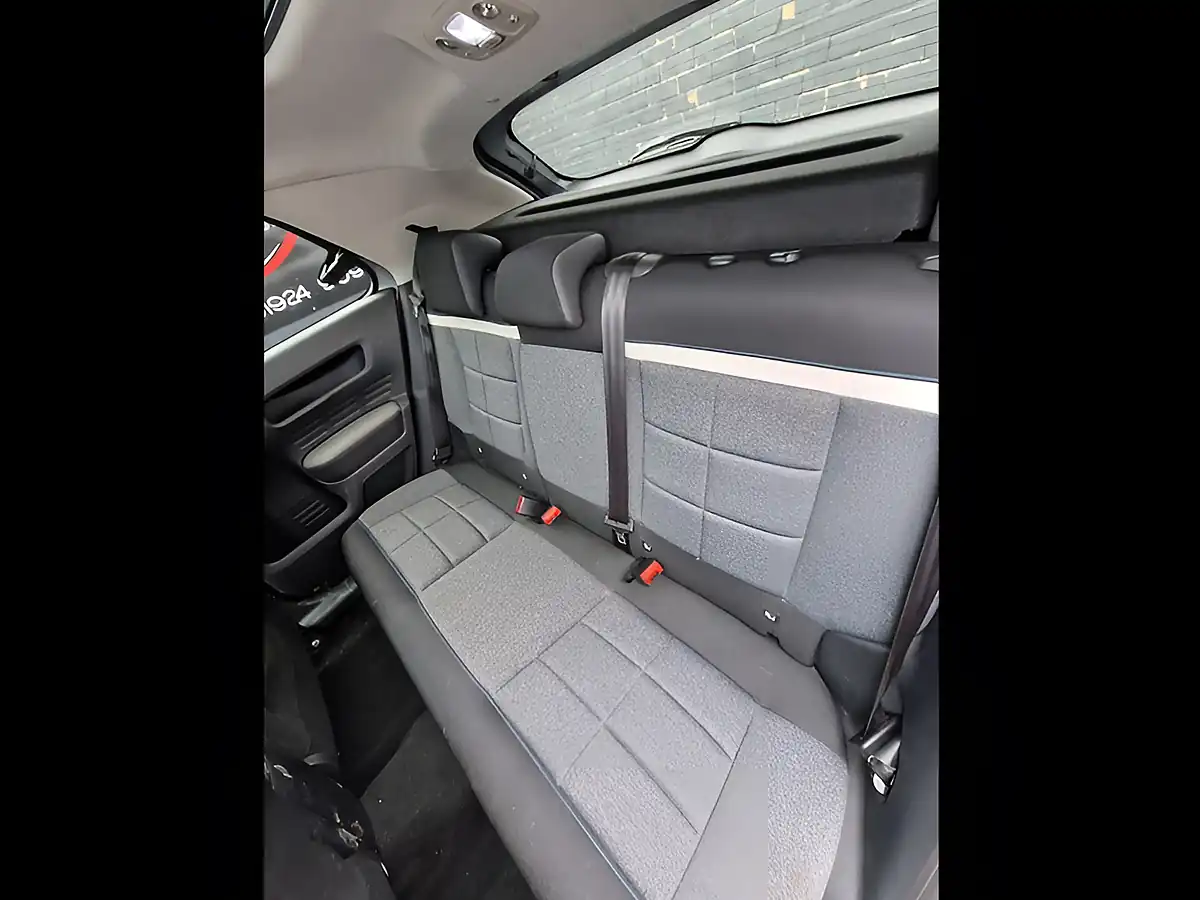 Used 2019 Citroen C4 Cactus Flair Grey - Interior and Exterior details 17