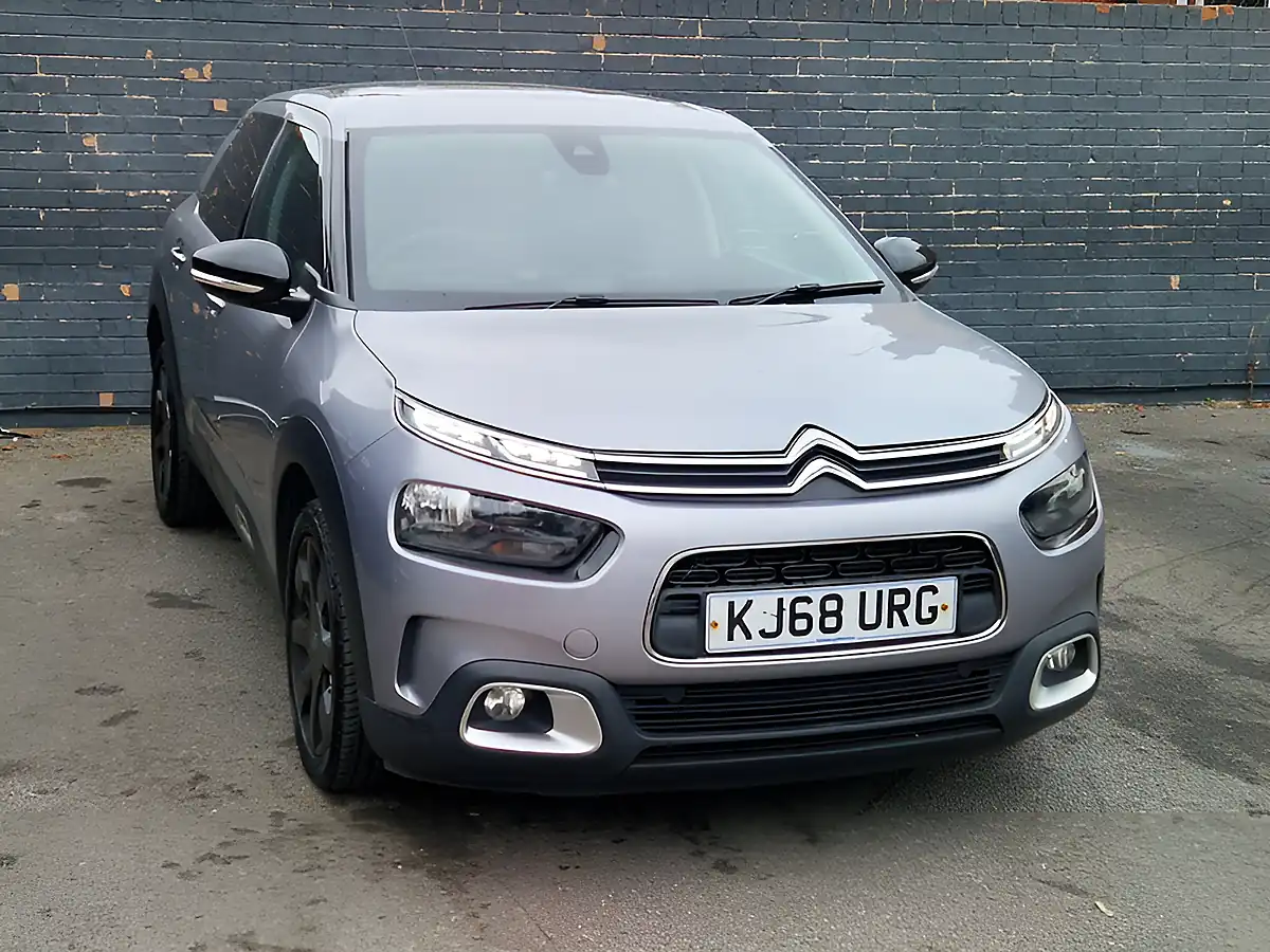 Used 2019 Citroen C4 Cactus Flair Grey - Interior and Exterior details 3