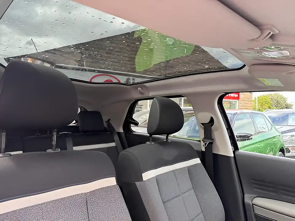 Used 2019 Citroen C4 Cactus Flair S/S Purple - Interior and Exterior details 10