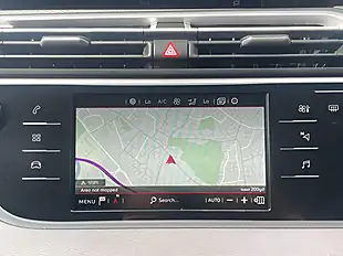 Used 2019 Citroen C4 Spacetourer Feel Red - Interior and Exterior details 16