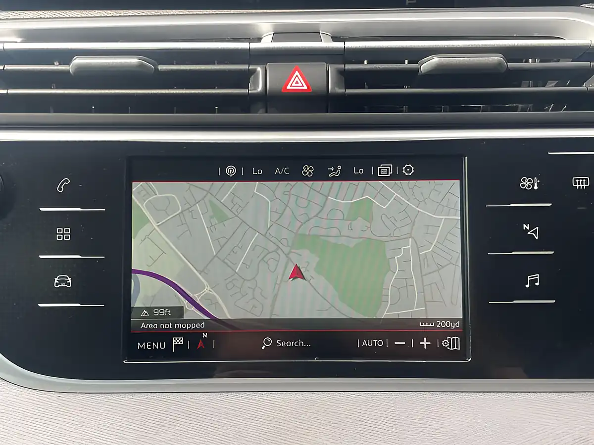 Used 2019 Citroen C4 Spacetourer Feel Red - Interior and Exterior details 17