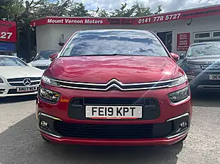 Used 2019 Citroen C4 Spacetourer Feel Red - Interior and Exterior details 9