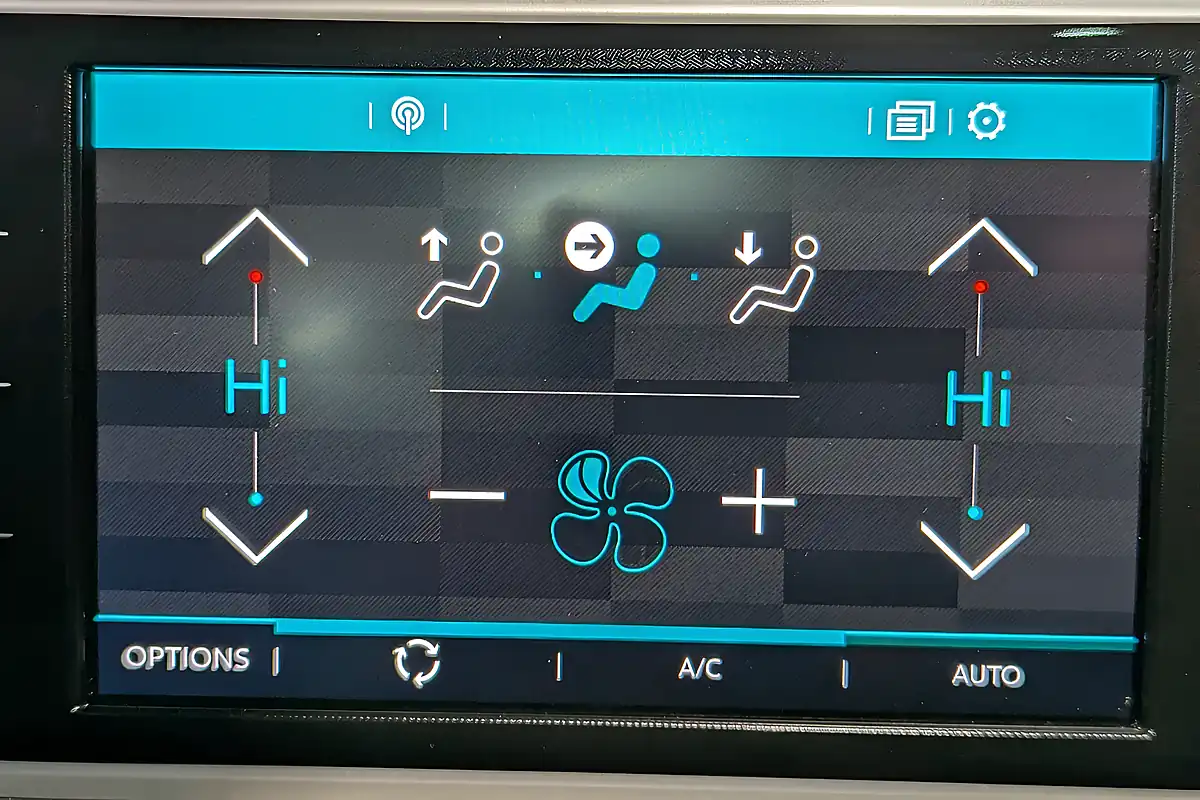 Used 2019 Citroen C4 Spacetourer Flair Grey - Interior and Exterior details 19
