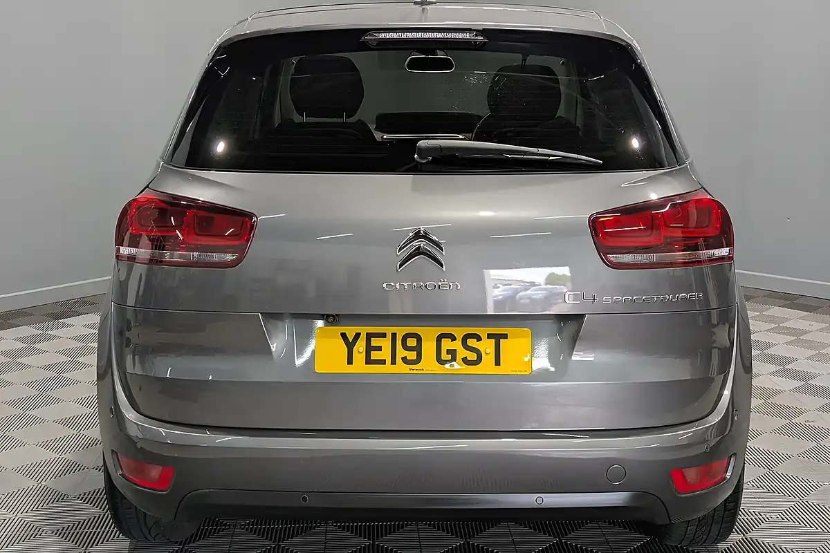 Used 2019 Citroen C4 Spacetourer Flair Grey - Interior and Exterior details 7