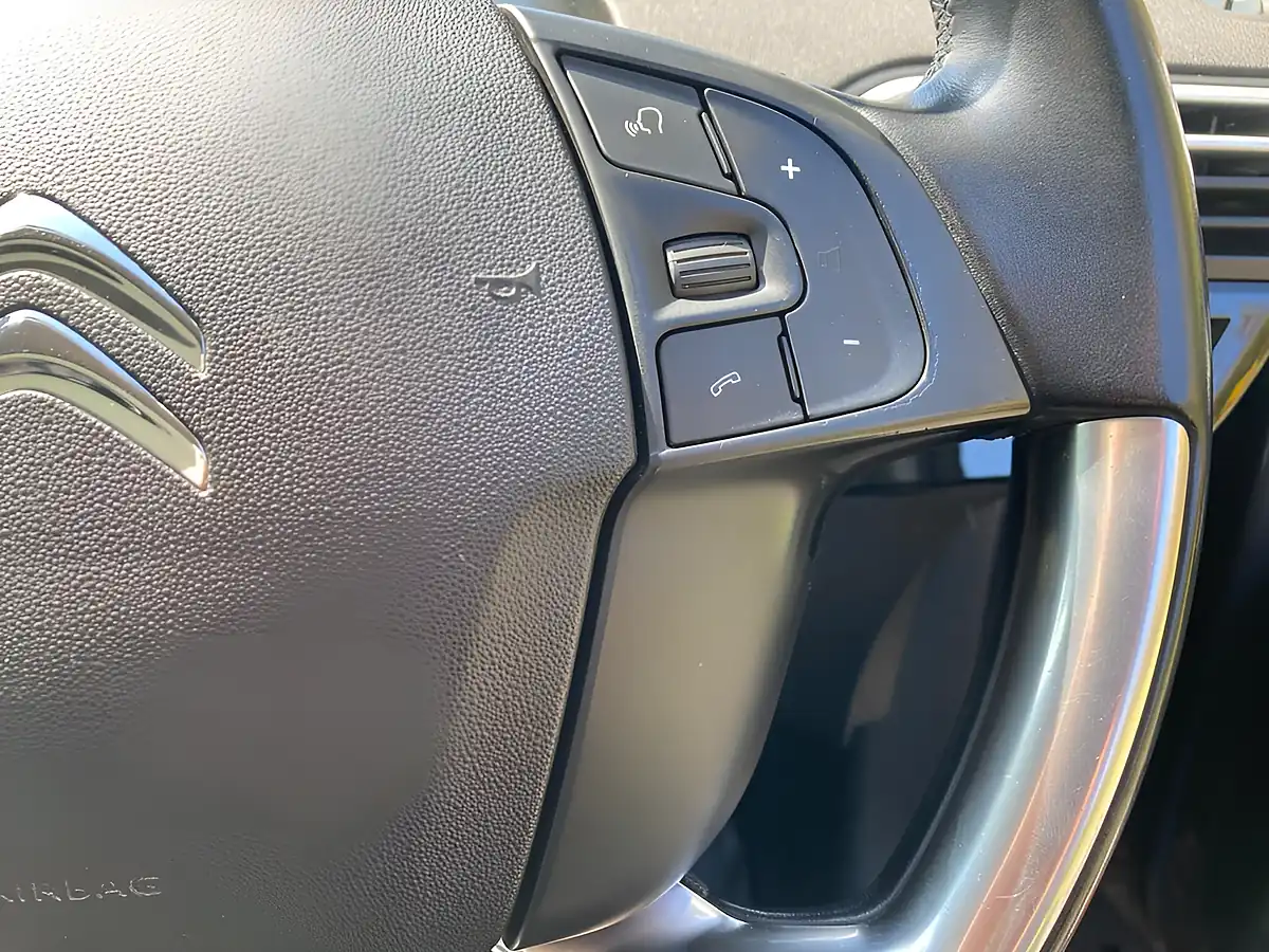 Used 2019 Citroen C4 Spacetourer Flair Grey - Interior and Exterior details 18