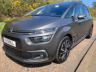Used 2019 Citroen C4 Spacetourer Flair Grey - Interior and Exterior details 6