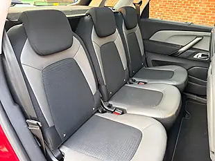 Used 2019 Citroen C4 Spacetourer Flair Red - Interior and Exterior details 10