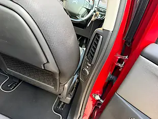 Used 2019 Citroen C4 Spacetourer Flair Red - Interior and Exterior details 11