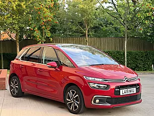 Used 2019 Citroen C4 Spacetourer Flair Red - Interior and Exterior details 7