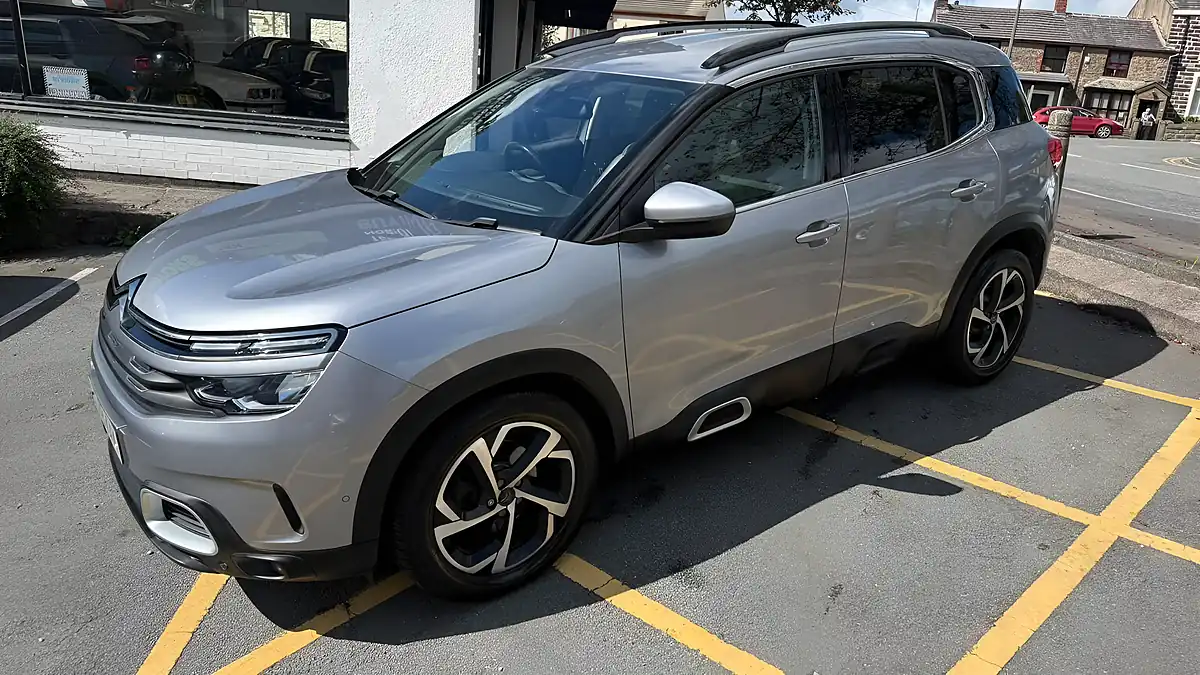Used 2019 Citroen C5 Aircross Flair Cumulus Grey - Interior and Exterior details 7