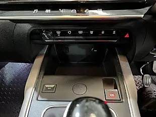 Used 2019 Citroen C5 Aircross Flair Grey - Interior and Exterior details 15