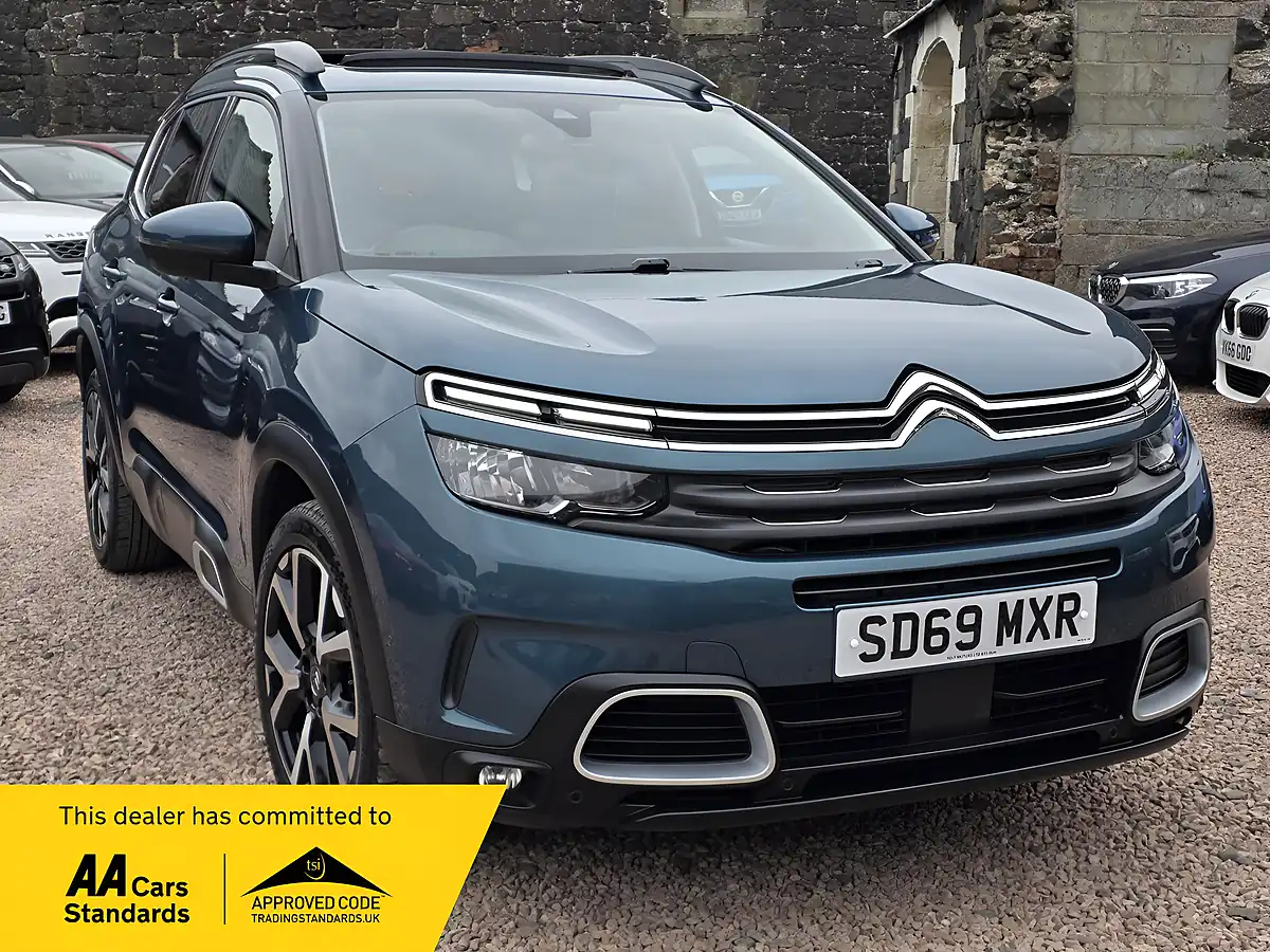Used 2019 Citroen C5 Aircross Flair Plus Emerald Crystal Metallic - Front View