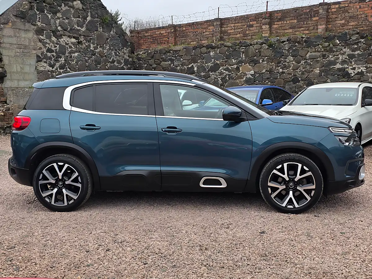 Used 2019 Citroen C5 Aircross Flair Plus Emerald Crystal Metallic - Interior and Exterior details 19