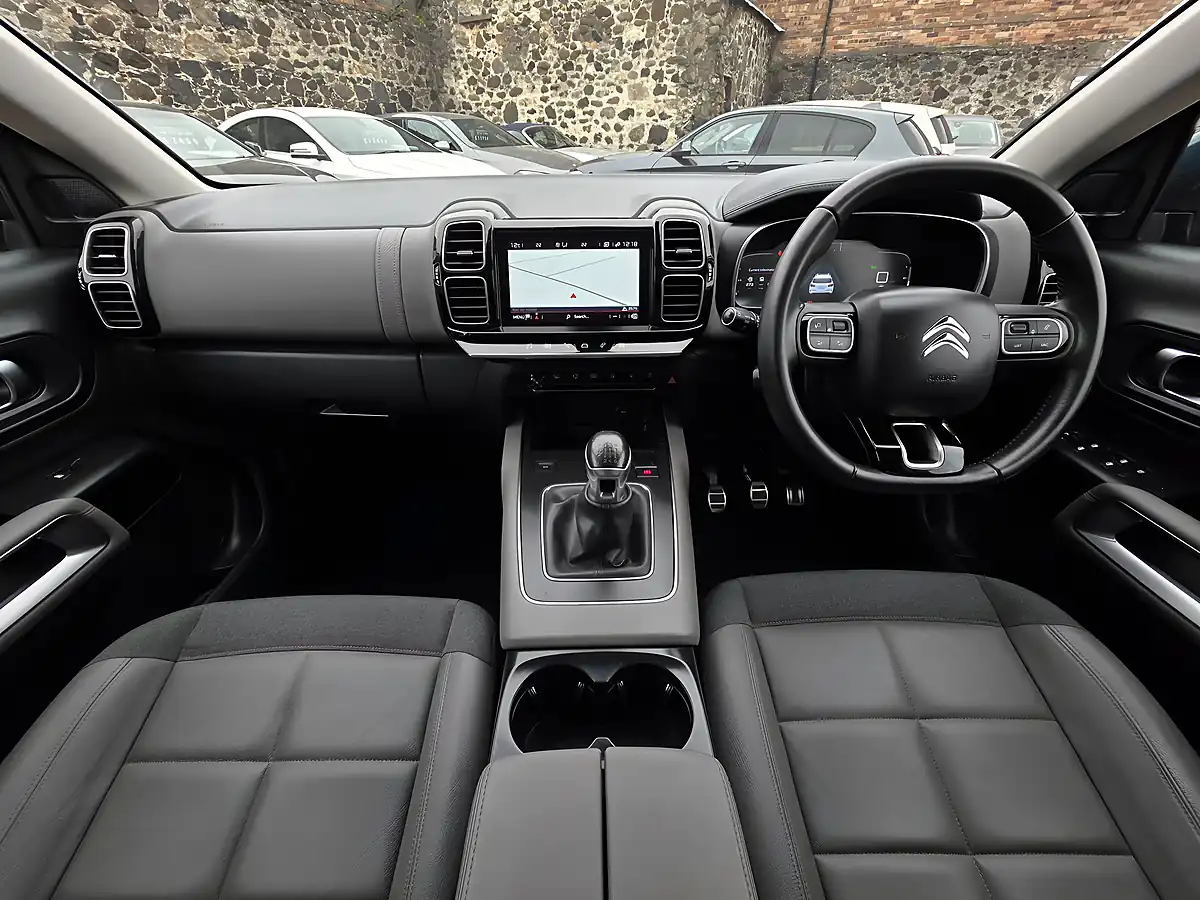 Used 2019 Citroen C5 Aircross Flair Plus Emerald Crystal Metallic - Interior and Exterior details 7